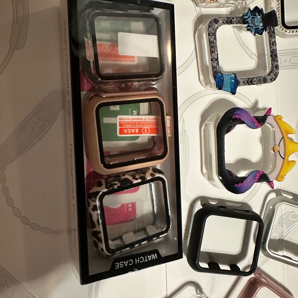 Apple Watch Series 3 - Space Gray with Black Band - Picture 13 of 15